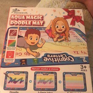 Aqua no mess mat for kids